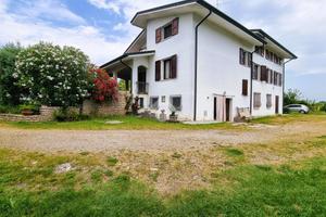 VILLA SINGOLA A BAGNOLO SAN VITO