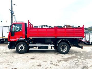 camion iveco eurocargo 180e25 k ribaltabile trilat