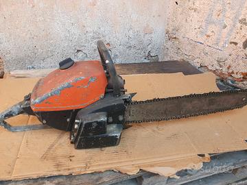 MOTOSEGA D'EPOCA HUSQVARNA 90F