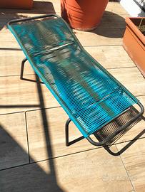 Sdraio vintage fa esterno blu