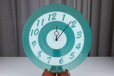 Grande orologio da parete in vetro colorato 45cm