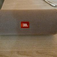 Cassa Bluetooth JBL Flip 4 con batteria nuova 