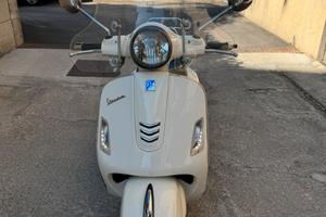Piaggio Vespa 300 GTS Super - 2016