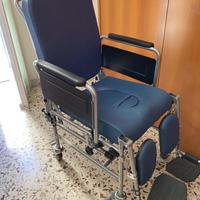 Sedia comoda con rotelle Easy Commode