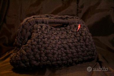 Pochette fatta a mano