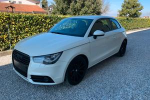 Audi A1 adatta a neopatentati