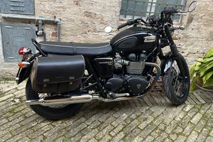 Triumph bonneville t100