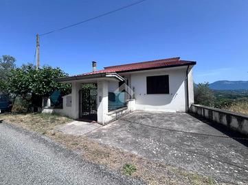 CASA INDIPENDENTE A TORRICE