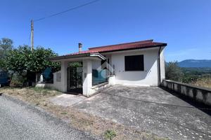 CASA INDIPENDENTE A TORRICE