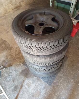 kit cerchi gomme 4stagioni