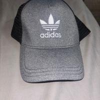 Cappellino Adidas Grigio e Nero