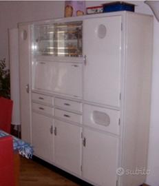 credenza cucina vintage 