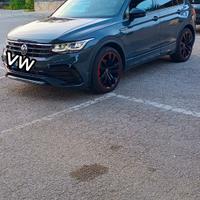 VOLKSWAGEN Tiguan 3ª serie