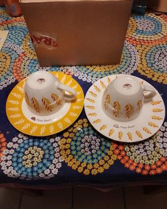 set 2 tazze e piatti Nutella 