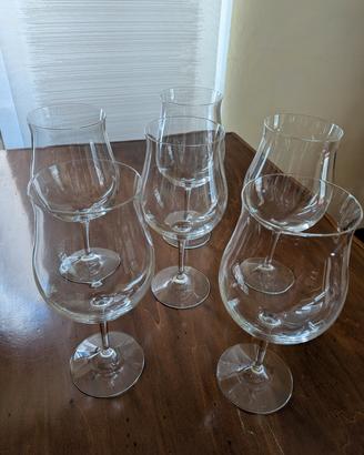 Calici da vino in vetro 