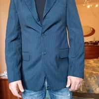 vestito gessato blu