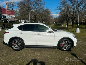 Stelvio Q4 2.2 4x4 190 cavalli super 