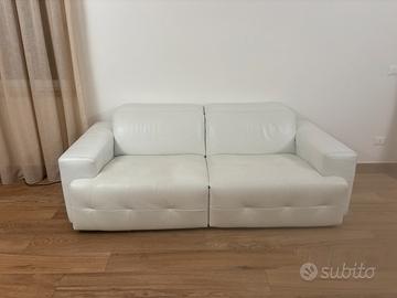 Divano “Divani&Divani” mod. INTENSO