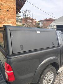 HARD-TOP ALUCAB ALLUMINIO montato su toyota hilux