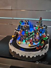 Giostrina natalizia con luci, musica e movimento