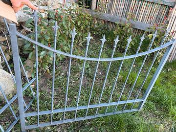 Recinzione in ferro per giardino