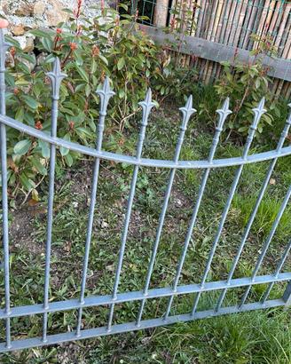 Recinzione in ferro per giardino
