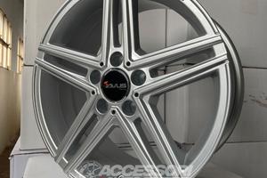 Set di cerchi in lega da 17 AVUS AC-515 SILVER