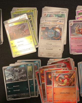 Mazzo lotto carte Pokémon
