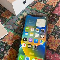 Apple Iphone X  256 GB completo di vetro temperato
