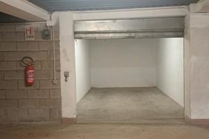 AMPIO GARAGE CENTRO STORICO Viterbo