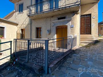 Appartamento Via Annunziata Tito