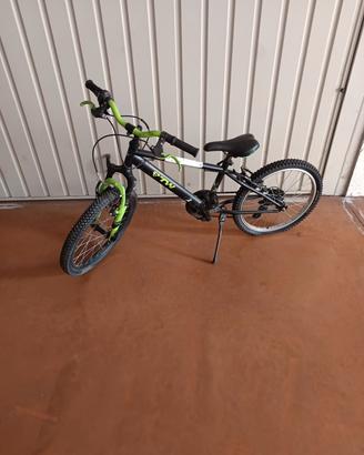 bicicletta cerchio 16