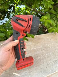MILWAUKEE LAMPADA SENZA BATTERIA MOD. V28