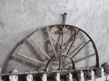 Arco in ferro