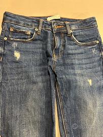 Jeans Zara sfrangiati