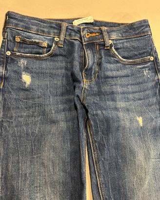 Jeans Zara sfrangiati