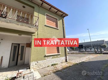 PORZIONE DI BIFAMILIARE A CARPENEDOLO