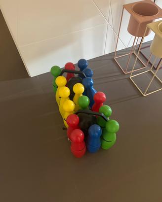 Set birilli da bowling di plastica e 4 bocce