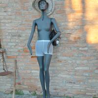 Manichino donna