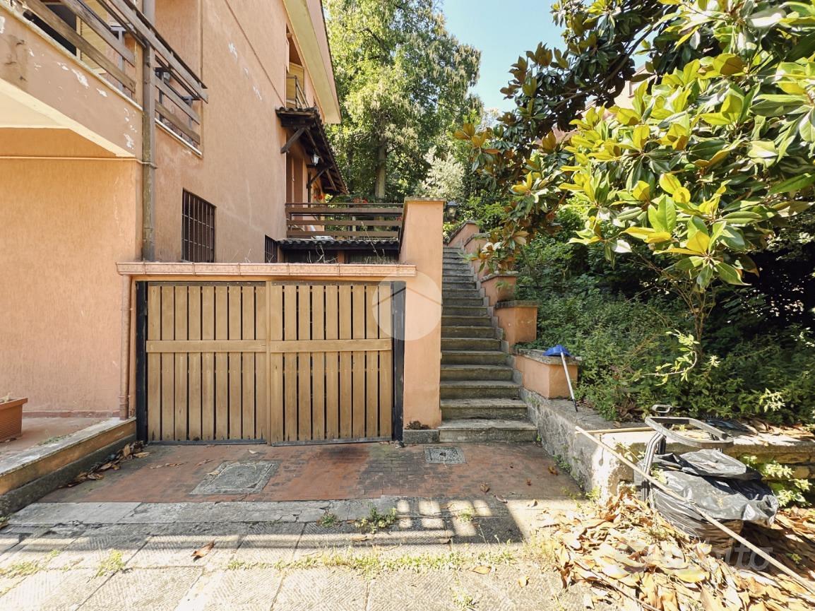 BIFAMILIARE A MONTE PORZIO CATONE - Vista 4
