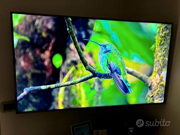 Smart TV Samsung 55 4K UE55RU7450 + Staffa Muro