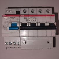 Interruttore automatico S204-C32 6KA 4Poli + Diffe