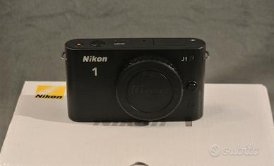 Nikon J1 solo corpo macchina