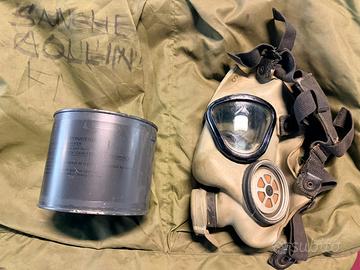 Maschere anti gas militari militaria vietnam