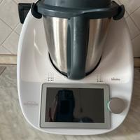 Bimby TM6 Vorwerk- pari al nuovo- garanzia 2028