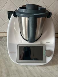 Bimby TM6 Vorwerk- pari al nuovo- garanzia 2028