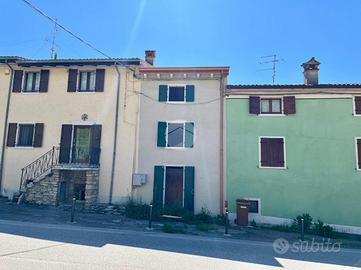 RUSTICO A CAPRINO VERONESE