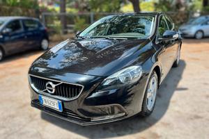VOLVO V40 2.0 d2 Kinetic my18 - 2018