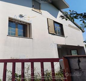 Stabile/Palazzo Farindola [A4330878]