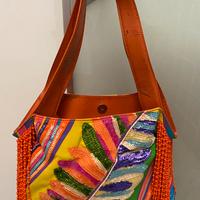 Borsa in pelle e paillettes Gai Mattiolo